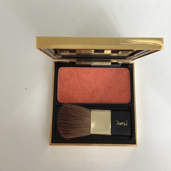YSL Limited Edition powder blush (full size) with mini YSL brush - Picture 5 of 6
